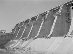 Watts Bar Dam, Tennessee. Tennessee Valley Authority (TVA). Arthur Rothstein, photographer, 1942.